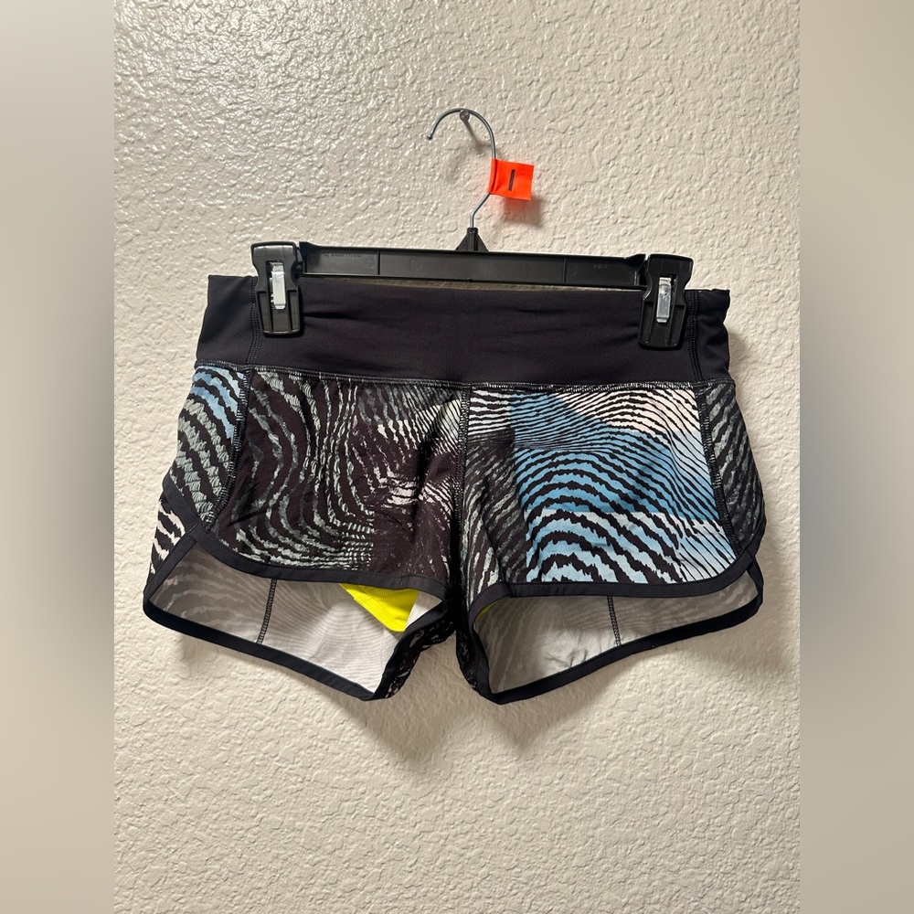 Lululemon low rise seawheeze shorts A1